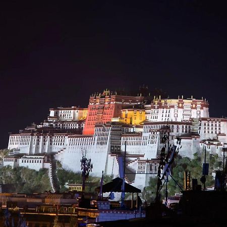 Shambhala Palace Hotel Lhasa Zewnętrze zdjęcie