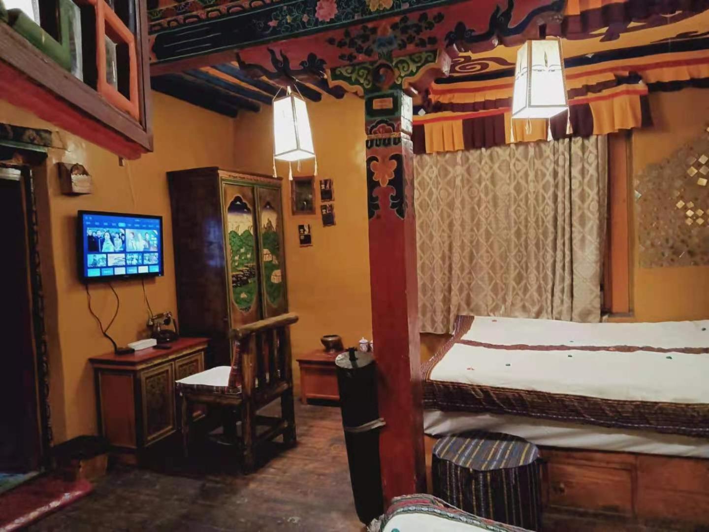 Shambhala Palace Hotel Lhasa Zewnętrze zdjęcie
