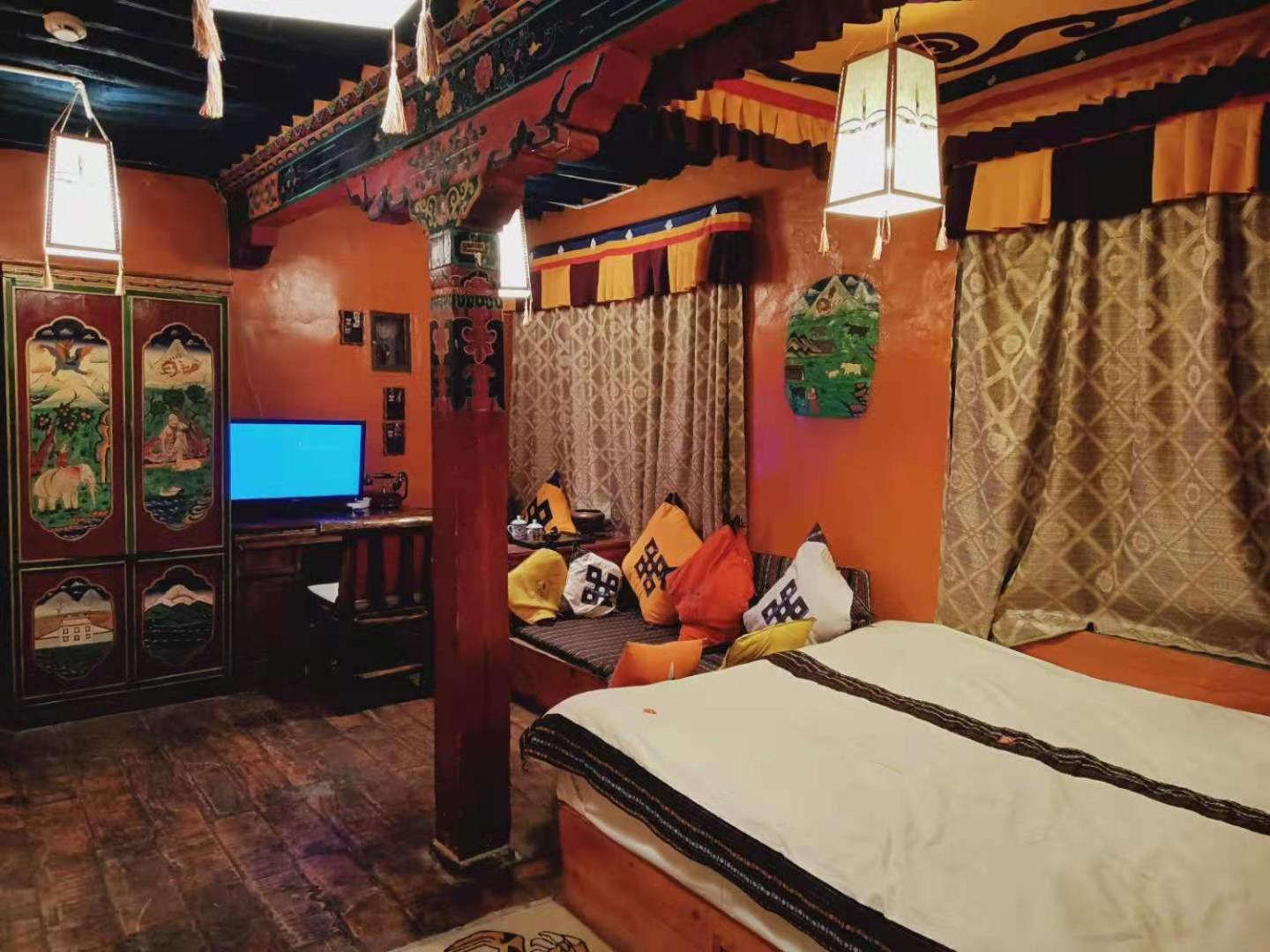 Shambhala Palace Hotel Lhasa Zewnętrze zdjęcie