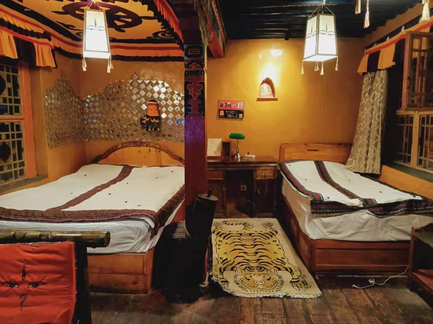 Shambhala Palace Hotel Lhasa Zewnętrze zdjęcie