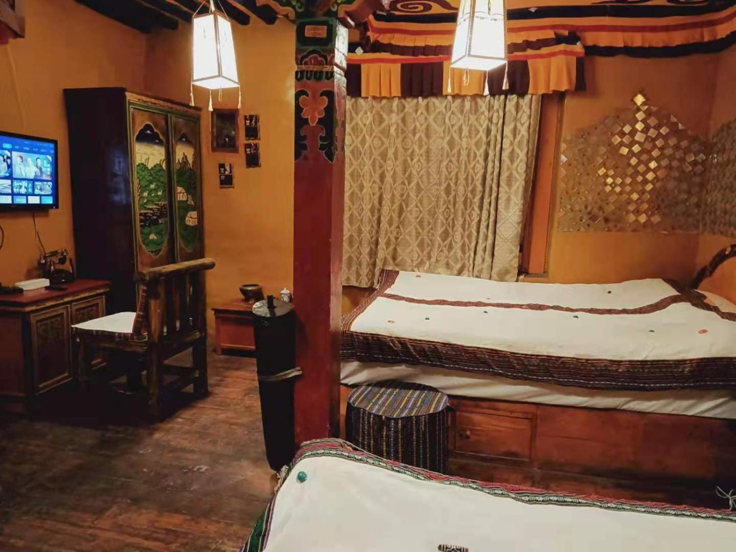 Shambhala Palace Hotel Lhasa Zewnętrze zdjęcie