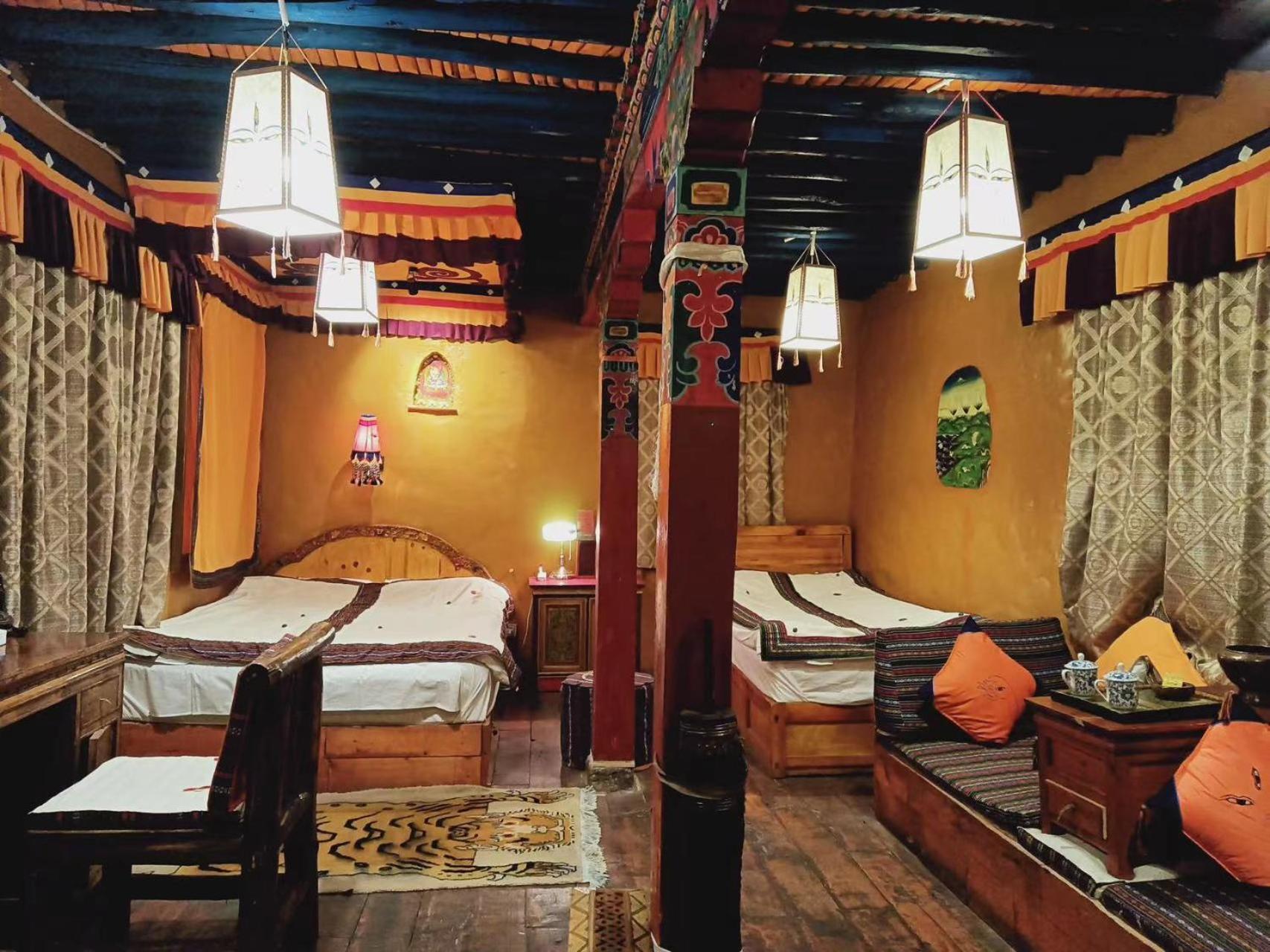 Shambhala Palace Hotel Lhasa Zewnętrze zdjęcie