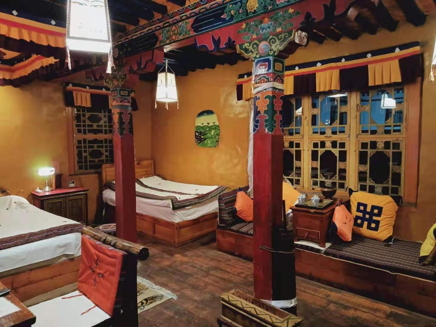 Shambhala Palace Hotel Lhasa Zewnętrze zdjęcie