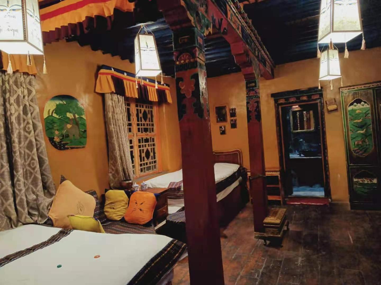 Shambhala Palace Hotel Lhasa Zewnętrze zdjęcie